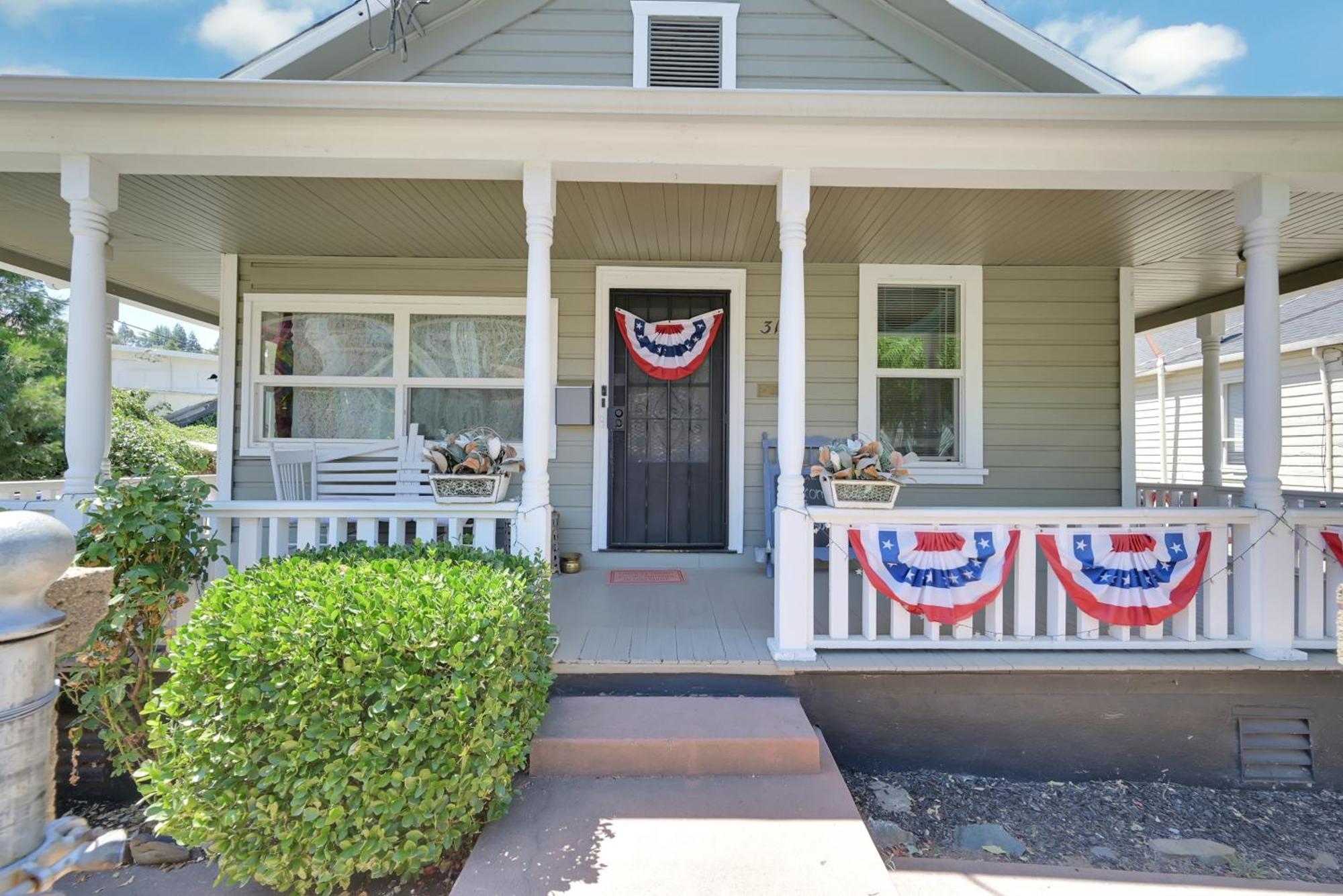 Spacious Downtown Jackson Retreat- Historic Hangout Buitenkant foto
